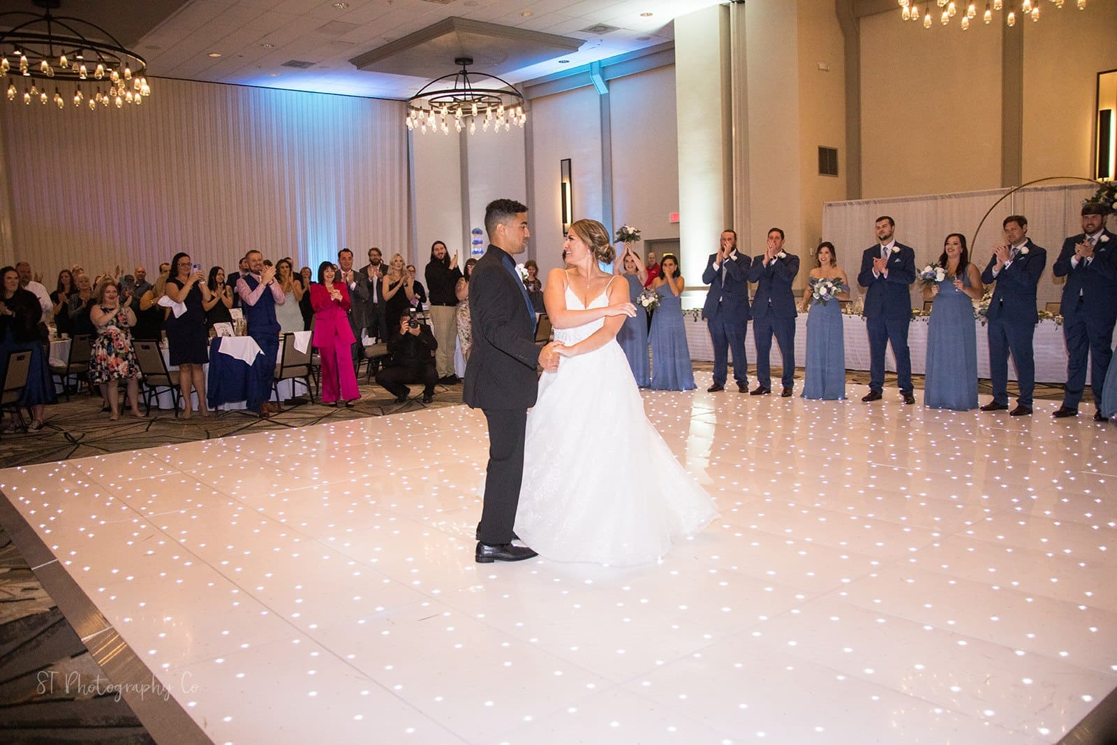 first-dance-mandy-gabe-real-weddings-gatlinburg-wedding-stphotography-chelsey-huff-design-blog