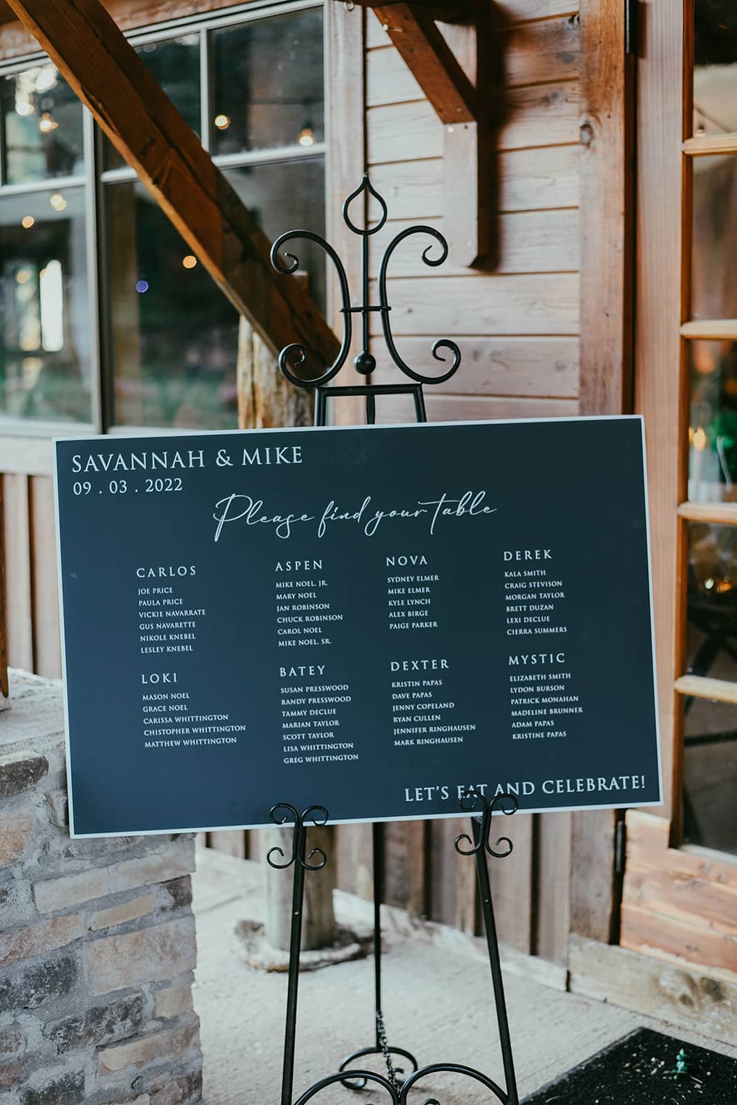 seating-chart-stationery-savannah-mike-real-weddings-colorado-wedding-visual–poetry-by-meghan-chelsey-huff-design-blog