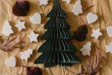 paper-christmas-trees-chelsey-huff-design-blog