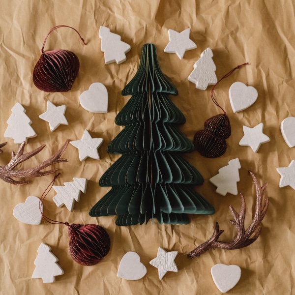 paper-christmas-trees-chelsey-huff-design-blog